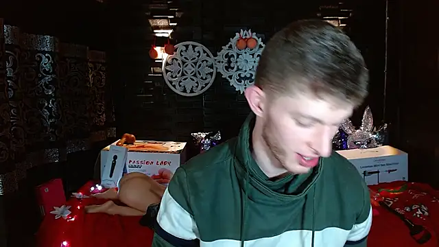 andrewxbi's cam snapshot