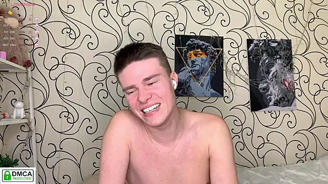 holy_eggs_02's cam snapshot