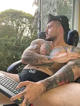 DimitriSullivan_'s cam snapshot