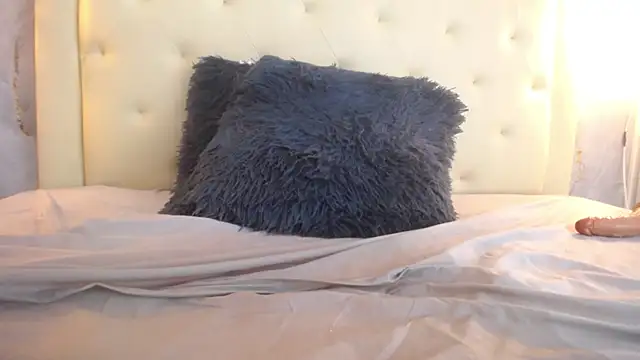 Samy_moore14's cam snapshot