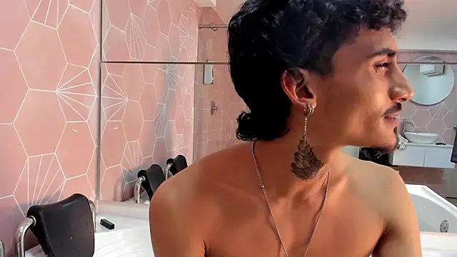 Mr_Strike's cam snapshot