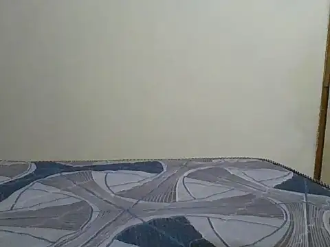 SimplyHer's cam snapshot