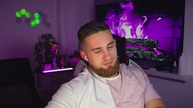 Sweeet__boy live sex cam