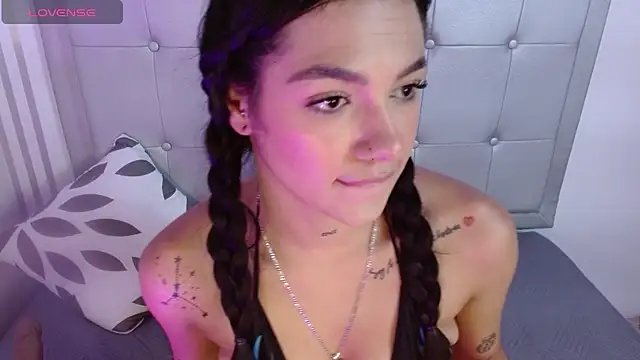 Kloe_Watson's cam snapshot