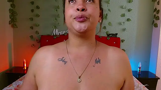 MirandaDream2's cam snapshot