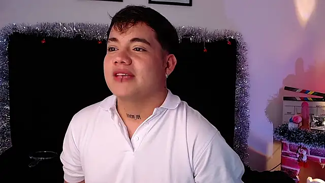 _Sam25_'s cam snapshot