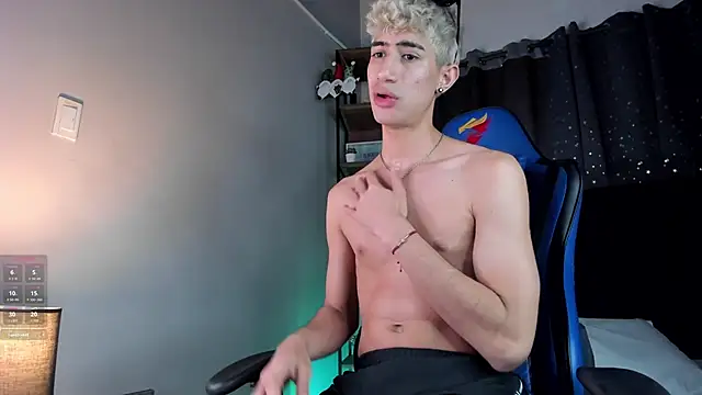 NovaaWheler live sex cam