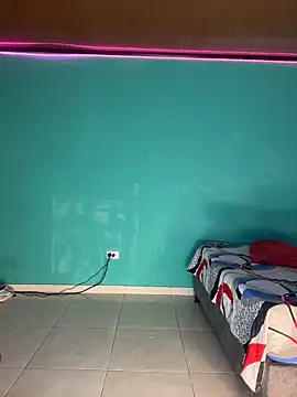 ALANAH_KITTY live sex cam