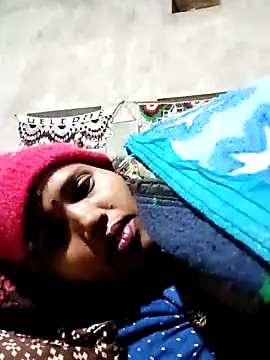 Cm_pooja's cam snapshot