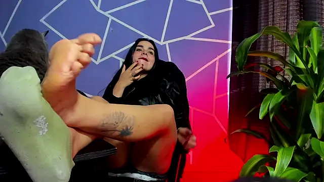 thakytona's cam snapshot