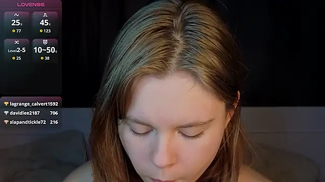 JulietteRain live sex cam