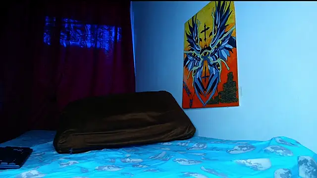 Thomass00 live sex cam