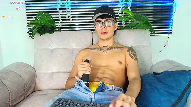 CamiiGuzmanX's cam snapshot