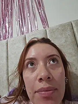 valery_mora's cam snapshot