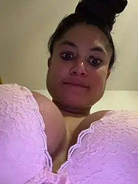 F3ckd0lllucy's cam snapshot