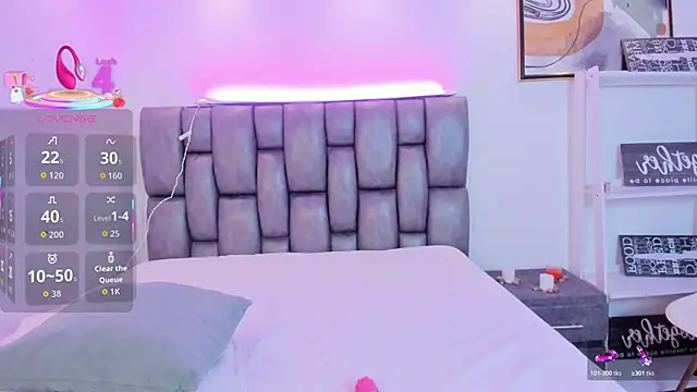 Violet_Anders's cam snapshot