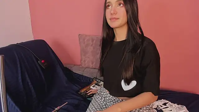 NhoanBrunette's cam snapshot