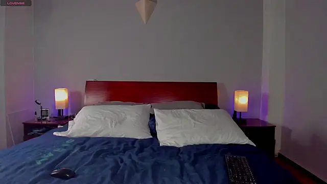 ssara_miranda's cam snapshot