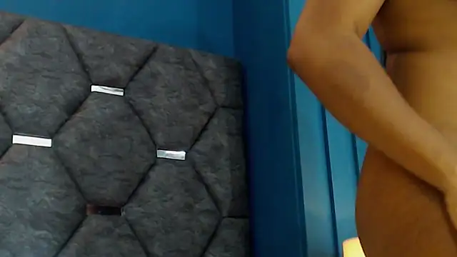 VanessaGlenn's cam snapshot