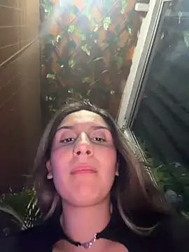 sarah_honey__'s cam snapshot