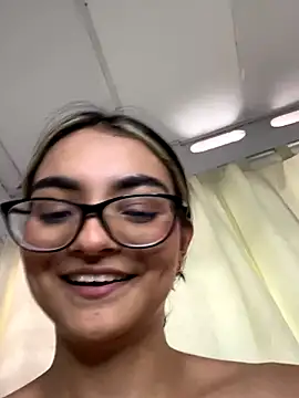 Cat2525's cam snapshot