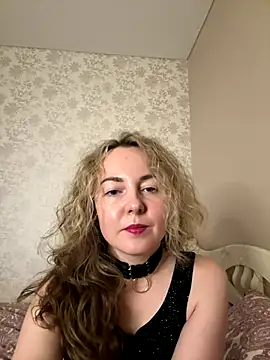 Elineaa's cam snapshot