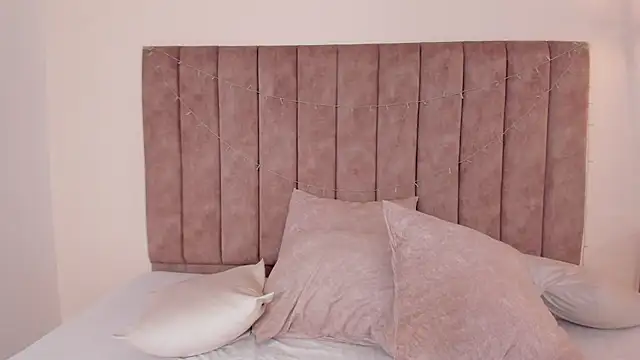 amber_colliiins's cam snapshot