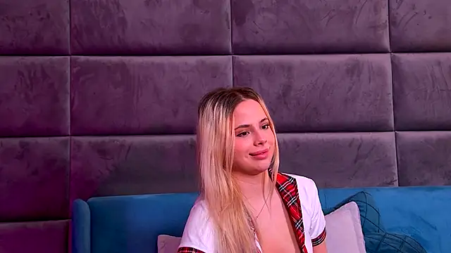 YssabelFox's cam snapshot