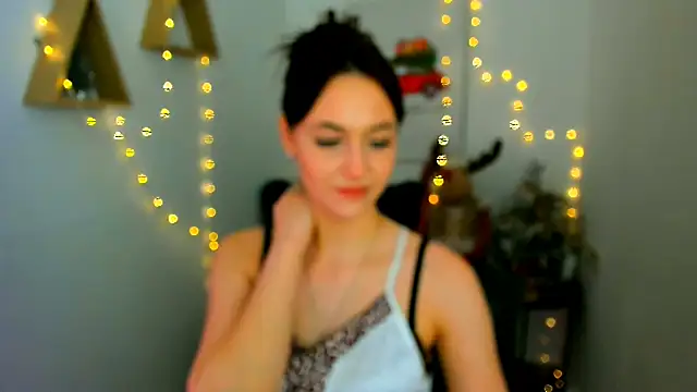 MakeYoueHappy's cam snapshot