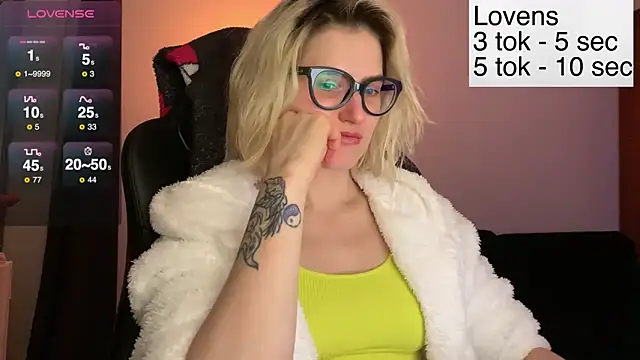 Sexy_Sweets's cam snapshot