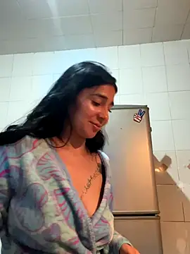 Meganmilk1 live sex cam