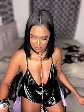 Emii_Love's cam snapshot