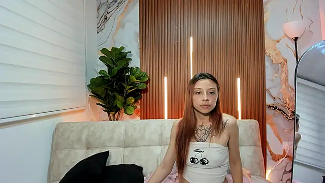 Nickie_reed_'s cam snapshot