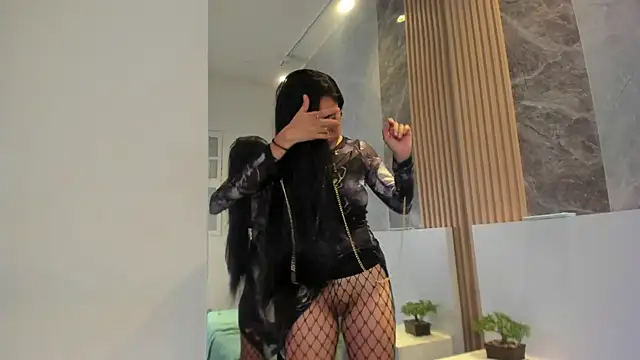 PamelaRed_'s cam snapshot