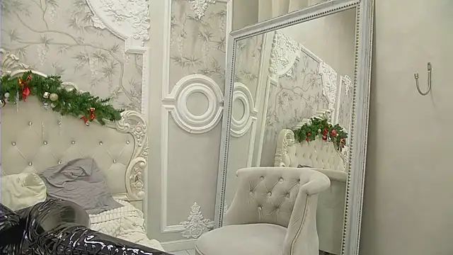 EllieFrosty_'s cam snapshot