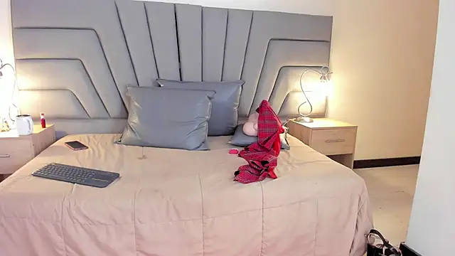 Maia_520's cam snapshot