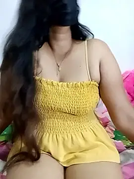 SLZAARA's cam snapshot