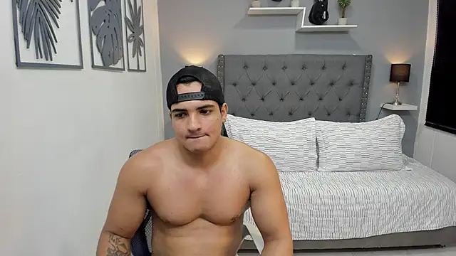 maxximo_strong_'s cam snapshot