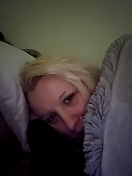 RaisingDaisy's cam snapshot