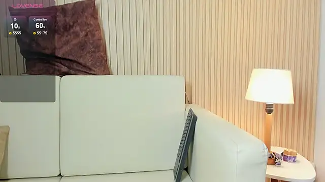 Tania_77_'s cam snapshot