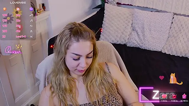 ZarasPlayground's cam snapshot