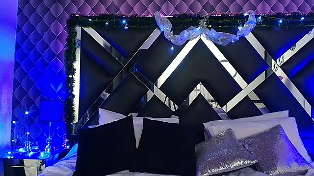 victoriaa_lee_'s cam snapshot