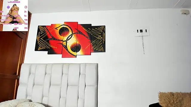 KorinaKovaa's cam snapshot