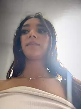 Nikol_Rang__ live sex cam