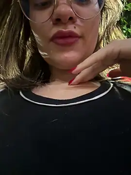 Zyrella's cam snapshot