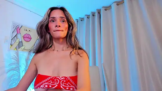 SkiinnyAna's cam snapshot