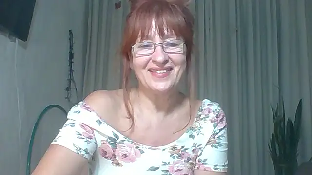 Marellaa live sex cam