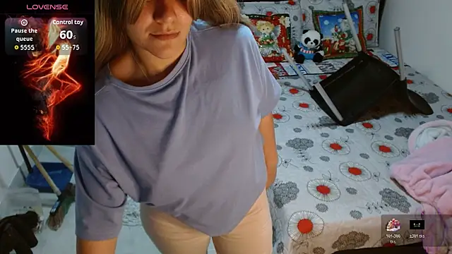 soniafuckboobs's cam snapshot