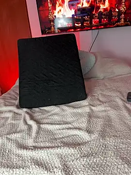 LollaByer's cam snapshot