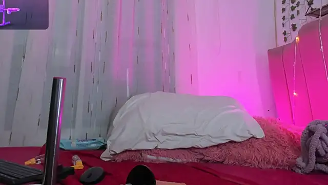 Aurora_duval's cam snapshot